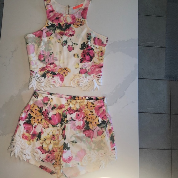 Two piece floral print set - Picture 2 of 6